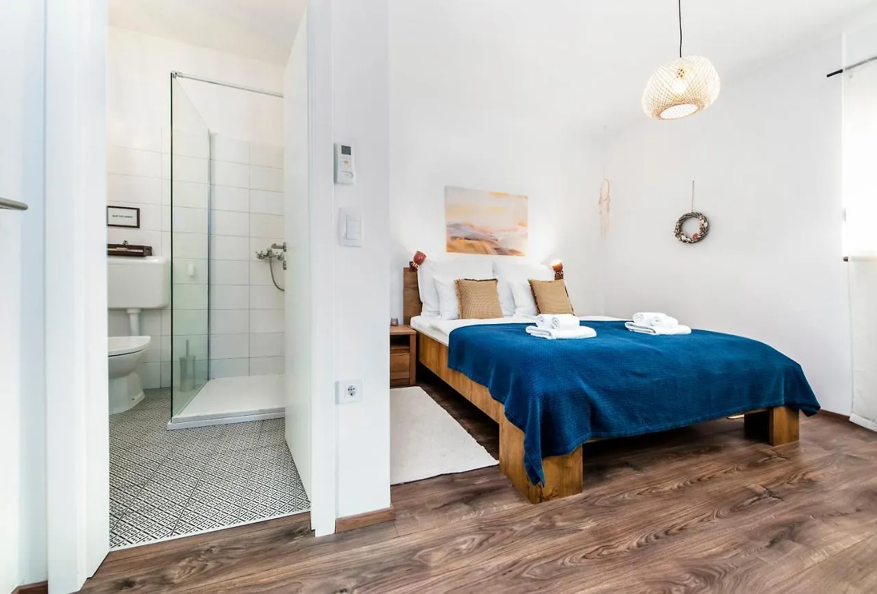 Bed&Breakfast Bohemian Rovinj 4*,